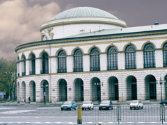 Były bank i giełda Bna pl. Bankowym